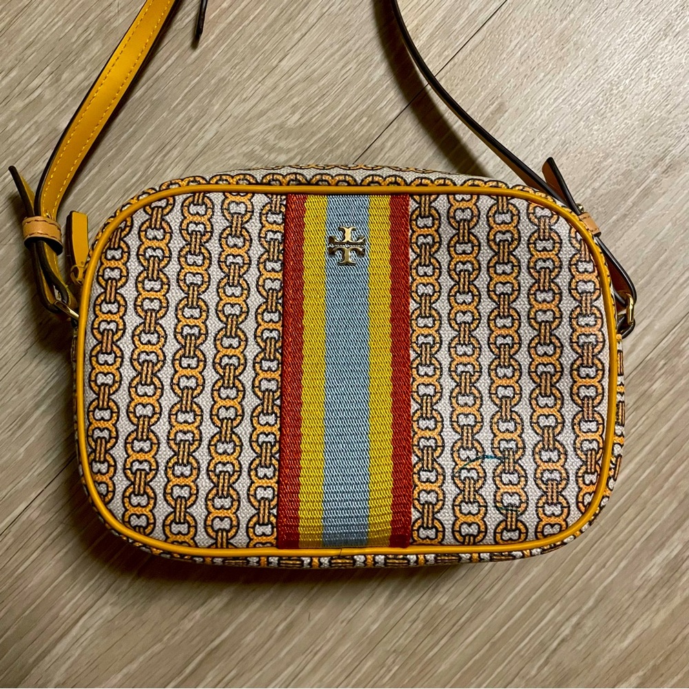 Tory Burch crossbody chain-link pattern